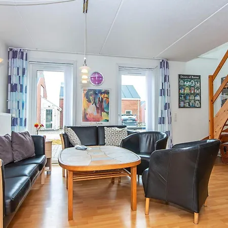 6 Person In Romo-by Traum * Sønderby