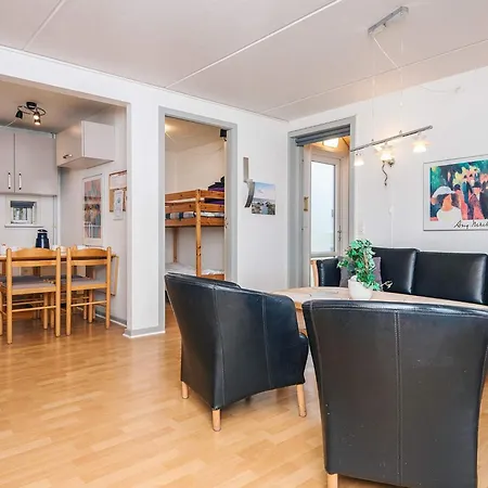 Apartment 6 Person In Romo-by Traum *