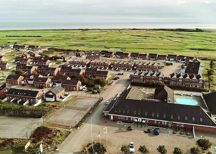 6 Person In Romo-by Traum Sønderby