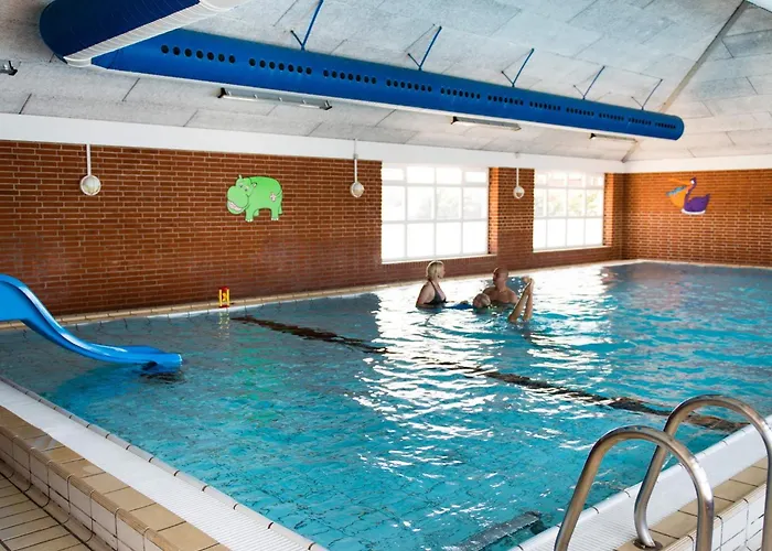 6 Person In Romo-by Traum Sønderby